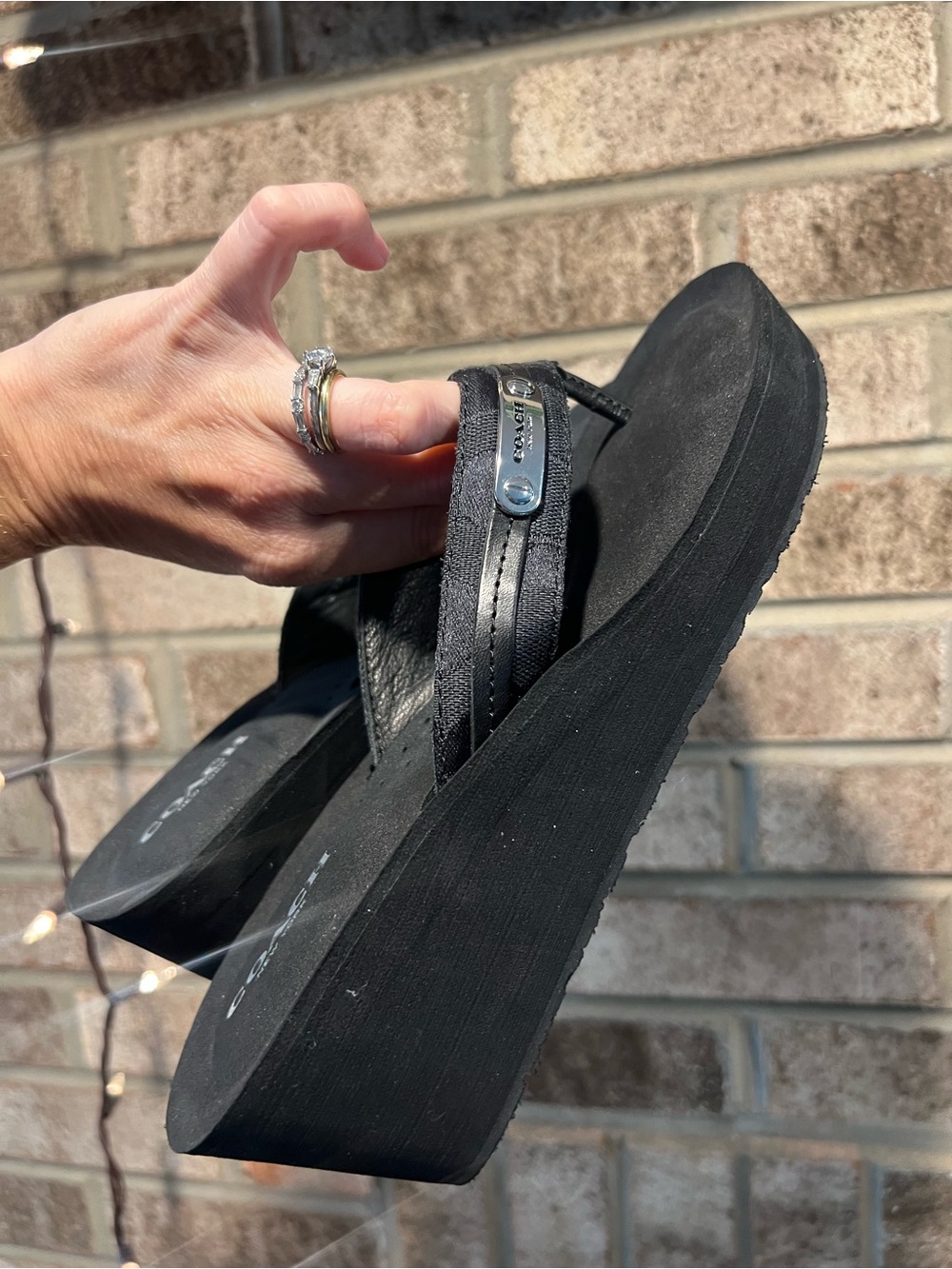 Coach Jaden Platform Thong Sandals - Picture 12 of 12